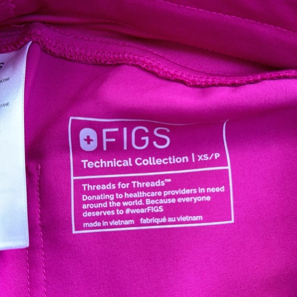 Scrub Set -Discontinued Raspberry Sorbet - Picture 5 of 5